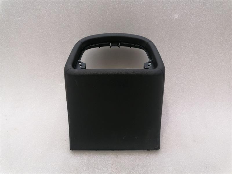 Maserati Ghibli MASERATI GHIBLI M157 670019045 rear console part rear console part