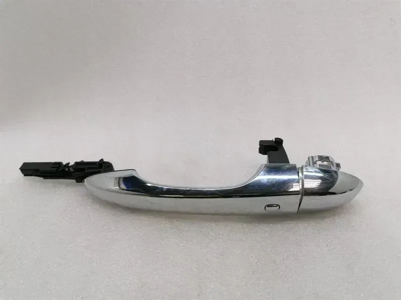 Maserati Ghibli Maserati Ghibli M157 Front Left Door Handle 670075322 Door Handle Front Left