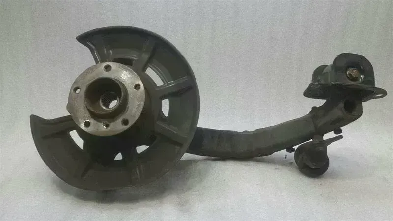 BMW Z4 (E89) BMW Z4 E89 Right Rear Hub 6783106 Wheel Bearing Housing Rear Right 35i Body type: Convertible
Fuel: Petrol