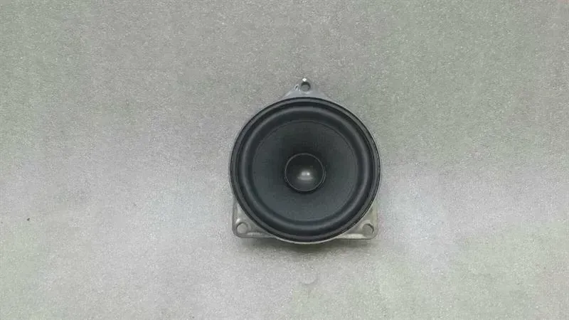 BMW Z4 (E89) BMW Z4 E89 Speaker 9133409 Speakers.