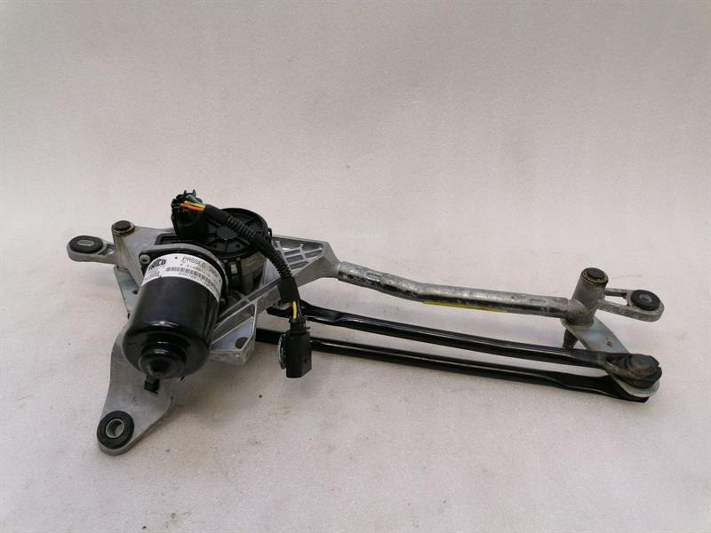 Maserati Ghibli MASERATI GHIBLI M157 Front Wiper Linkage 670001639 RHD RIGHT HANDLEBAR