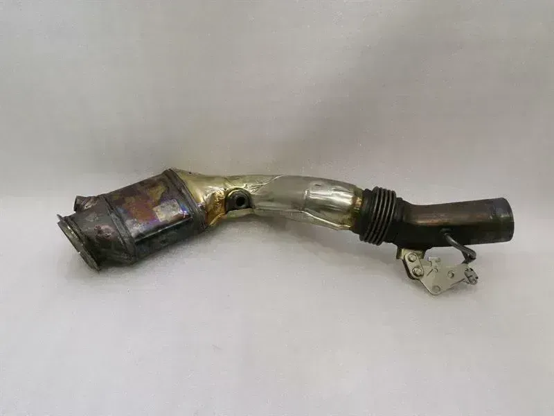 BMW 4 (F32 / F33 / F36) BMW M4 F82 Catalytic Converter 7848042 Catalytic Converter