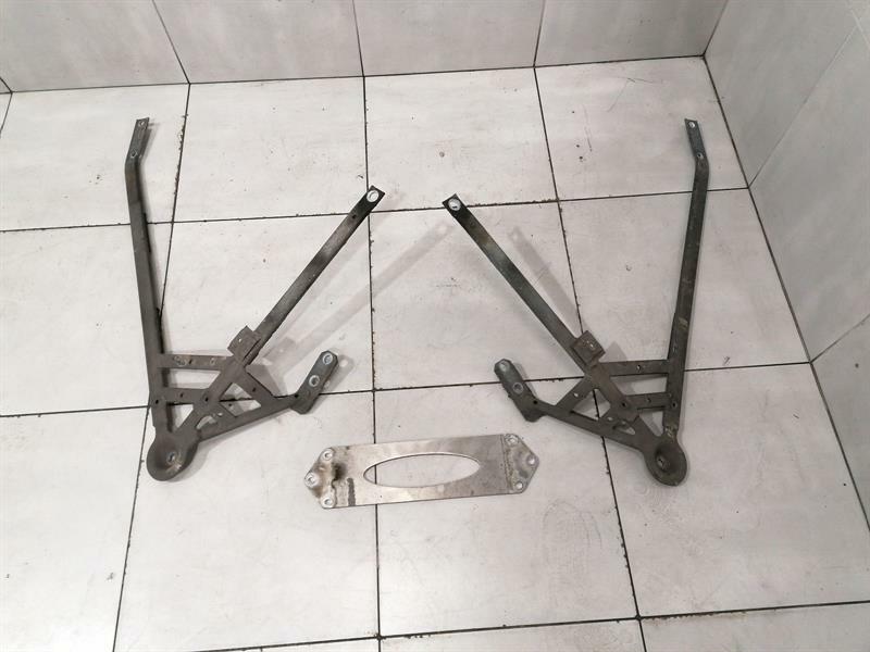 BMW 3 (F30 / F31) BMW 3 M3 F80 F82 REAR BODY REINFORCEMENT 33302284645 DOUBLE STRUT F80 F82 Body type: Saloon
Fuel: Petrol