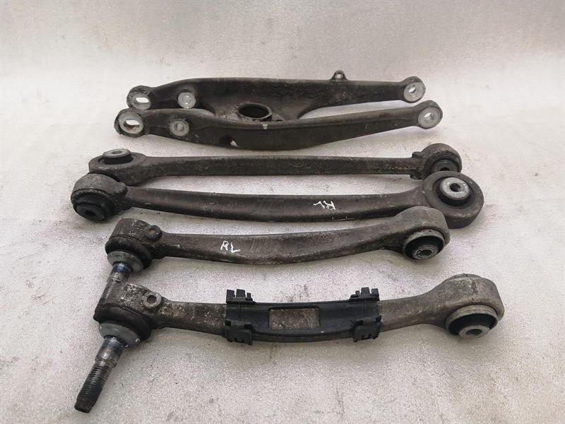 BMW 3 (F30 / F31) BMW 3 Series M3 F80 Left Rear Wishbone SET 33322284533 Rear Left Handbar Body type: Saloon
Fuel: Petrol