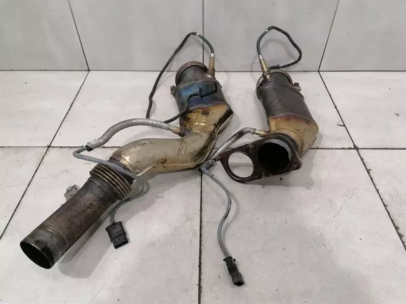 BMW M4 F82 M3 F80 Catalytic Converter 7848042 Catalytic Converter S55B30