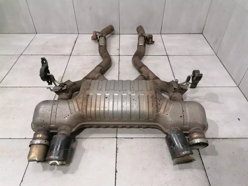 BMW 3 (F30 / F31) BMW 3 Series F80 M3 F30 Exhaust Silencer 7854735 Exhaust Muffler Body type: Saloon
Fuel: Petrol