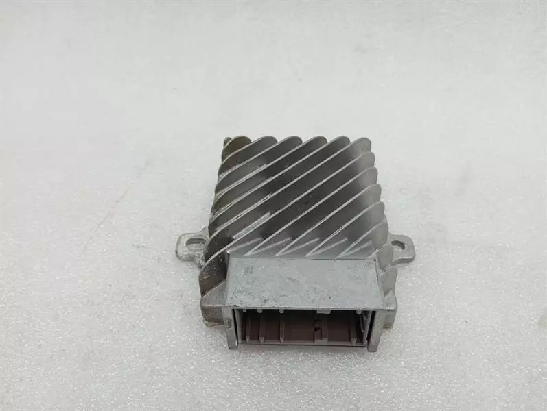 BMW 3 (F30 / F31) BMW 3 Series F80 M3 F30 Amplifier 2622505 Amp Body type: Saloon
Fuel: Petrol
