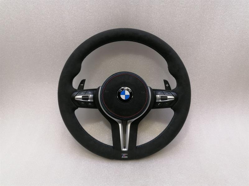 BMW 3 (F30 / F31) BMW 3 M4 F82 F80 M3 F30 Steering Wheel f80 Steering Wheel ALCANTARA 7847607 Body type: Saloon
Fuel: Petrol