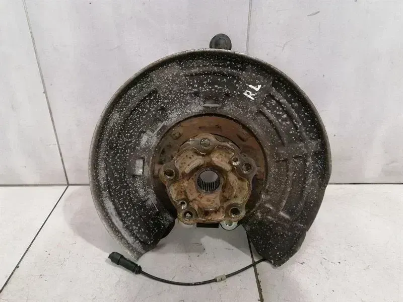 BMW 3 (F30 / F31) BMW 3 Series F80 M3 F30 Left Rear Hub 33302284795 Wheel Bearing Housing Rear Left Body type: Saloon
Fuel: Petrol