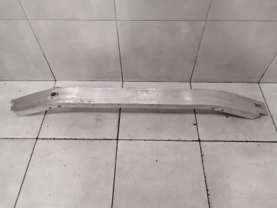 BMW 3-serie F80 M3 F30 främre stötfångarbalk 51117255393 främre stötfångarhållare
