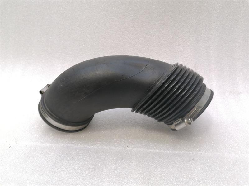 BMW 4 (F32 / F33 / F36) BMW M4 F82 7846271 CLEAN AIR HOSE CYL 4-6 CLEAN AIR HOSE CYL 4-6 Body type: Coupe
Fuel: Petrol