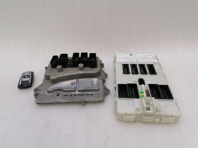BMW Seria 3 F80 M3 F30 Silnik ECU 8699973 Jednostka sterująca silnikiem SET DME M4 F82