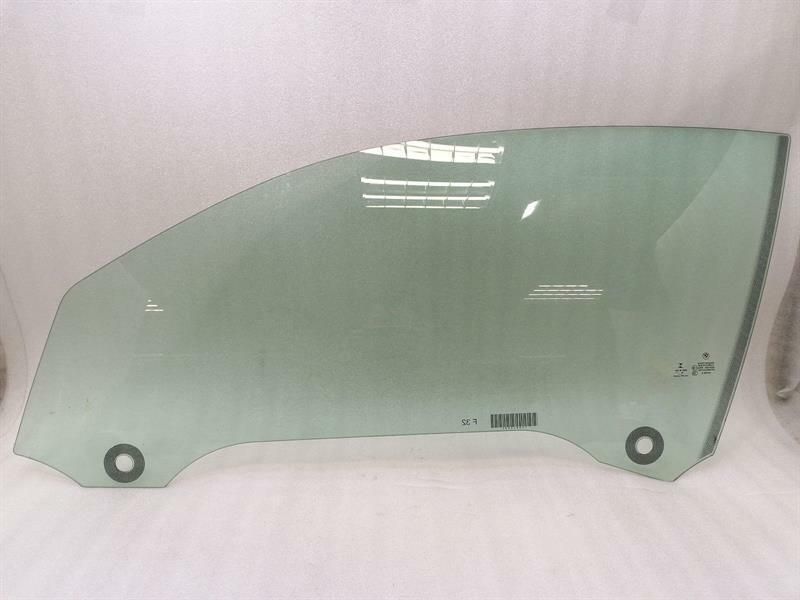 BMW M4 F82 left front door glass 51337268725 door window front left