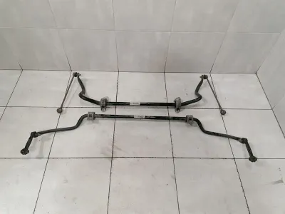 Комплект стабилизаторов поперечной устойчивости BMW M4 F82 8011850-01
