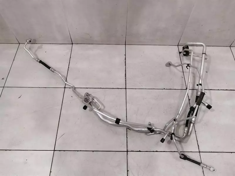 Porsche 911 (991) Porsche 911 991 AC Pipe 99157309405 Air Conditioning Line Air Conditioning SET RIGHT Body type: Coupe
Fuel: Petrol