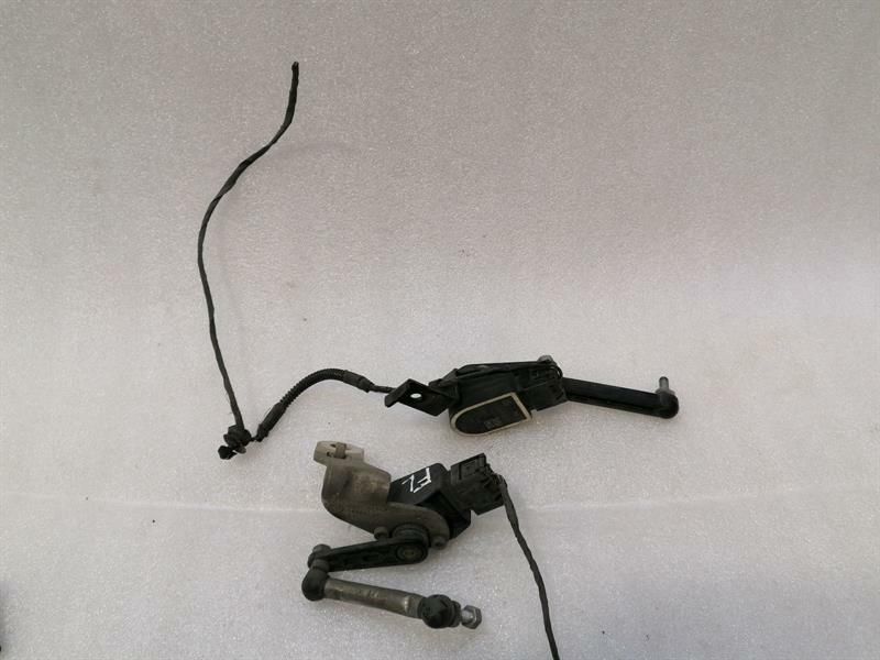 BMW M4 F82 level sensor level regulation altitude sensor 6870000