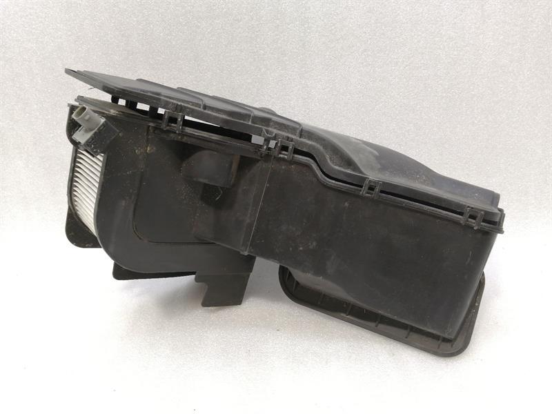 Porsche 911 (991) Porsche 911 991 Airbox 99157207100 Air Filter Box Body type: Coupe
Fuel: Petrol