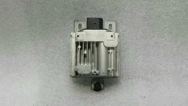 Porsche 911 (991) Porsche 911 991 Fuel Pump Module 7P0906093B Control Unit Fuel Pump Body type: Coupe
Fuel: Petrol
