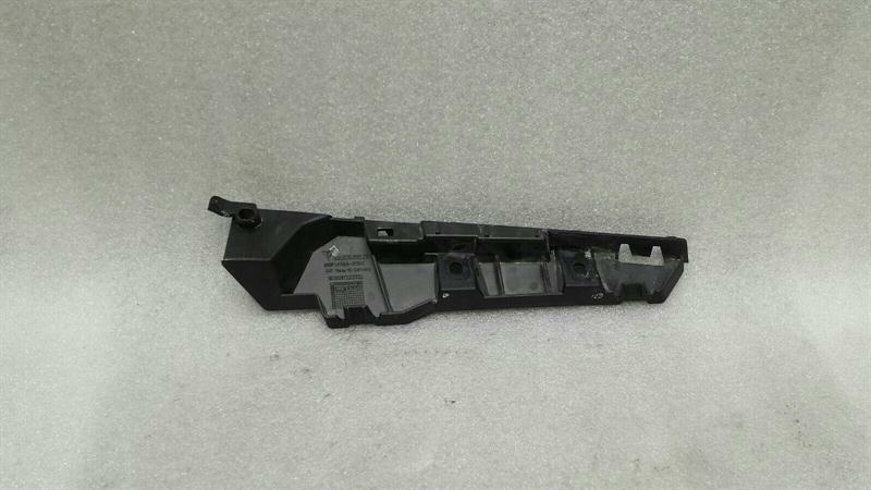 Porsche 911 (991) Porsche 911 991 RLH Holder Bracket 99150563503 Rear Left Holder Bracket Body type: Coupe
Fuel: Petrol