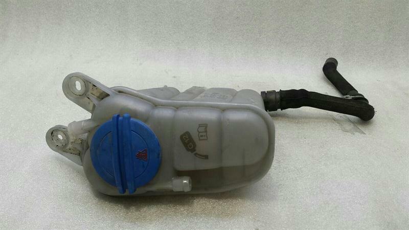 Porsche Macan Expansion Tank