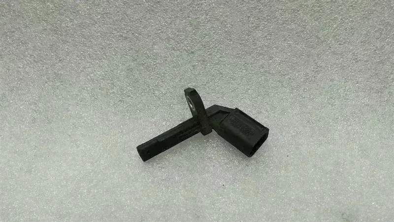 Porsche Macan A.B.S Sensor Porsche Macan 95B Right A.B.S Sensor 95B927804A...