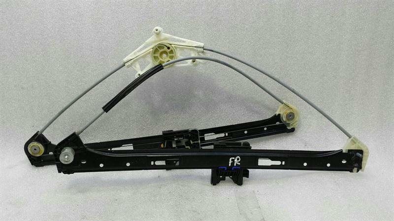 Porsche Macan Right Front Door Winder
