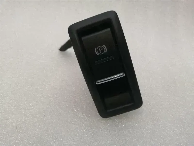 Porsche Cayenne Porsche Cayenne 958 92A Park Brake Switch 95861325100 Parking Brake Switch Body type: SUV
Fuel: Diesel