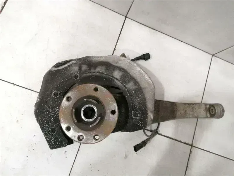 Porsche Cayenne Porsche Cayenne 958 92A Right Front Hub 95834115600 Wheel Bearing Housing Front Right Body type: SUV
Fuel: Diesel