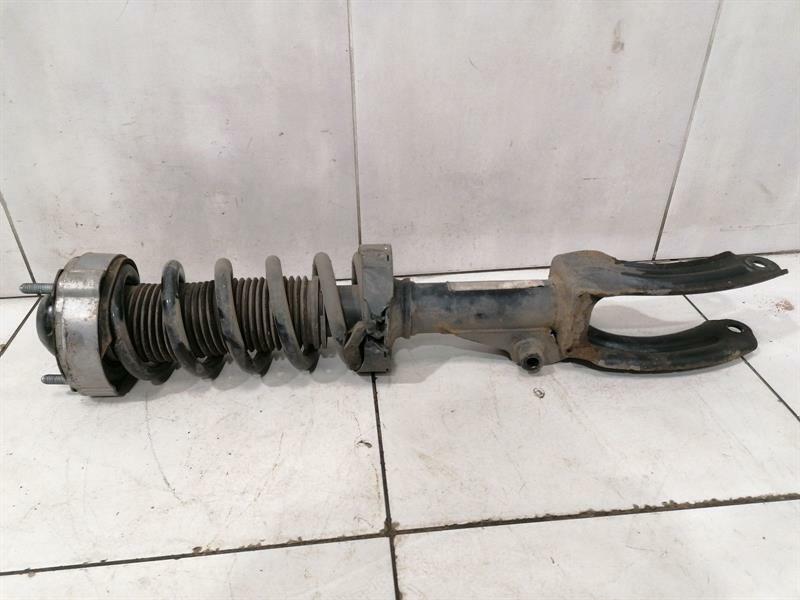 Porsche Cayenne Porsche Cayenne 958 92a Shock Absorber Front R 95834304411 Shock Absorber Front RE Body type: SUV
Fuel: Diesel