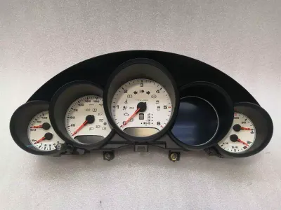 Porsche Cayenne 958 92a Instrumentkluster 7P5920984J Hastighetsmätare MPH DIESEL