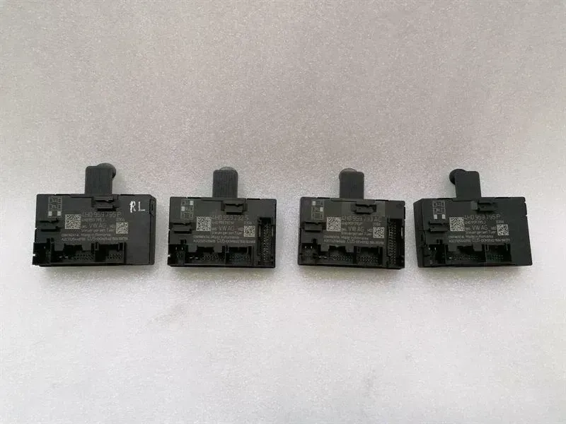 Porsche Macan Porsche Macan 95B door module set of 4 4H0959792S door control unit set Body type: SUV
Fuel: Diesel
