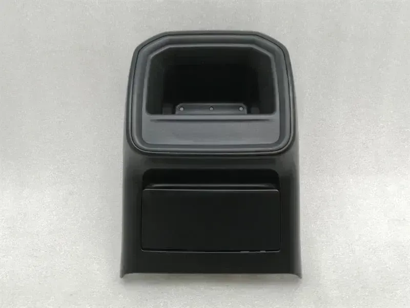 Porsche Macan PORSCHE MACAN 95B 95B864131B REAR TRAY REAR Body type: SUV
Fuel: Diesel