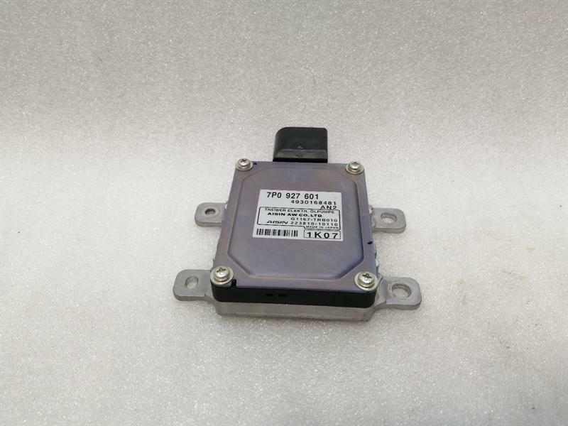 Porsche Cayenne Porsche Cayenne 958 92a Oil Pump Module 7P0927601A Beit Ol Control Unit Body type: SUV
Fuel: Diesel