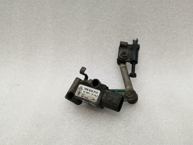 Porsche Cayenne Porsche Cayenne 958 FRH Headlight Level Sensor 7P0616214 Height Sensor Body type: SUV
Fuel: Diesel