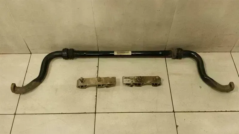 Porsche Cayenne Porsche Cayenne 958 Anti Roll Bar Front 7L0411025G Front Anti Roll Bar Body type: SUV
Fuel: Diesel