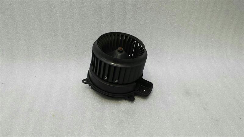Audi A7 (4G) Audi A7 4G RHD Heater Blower 4H2820021B Right Hand Drive Body type: Hatchback
Fuel: Diesel