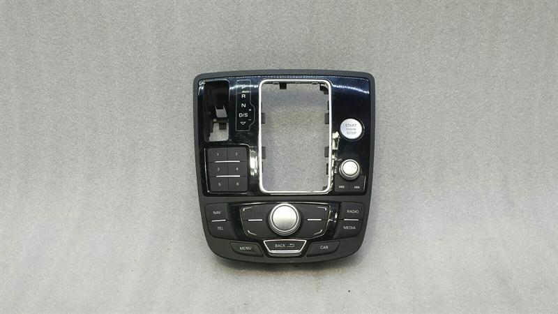 Audi A7 (4G) Audi A7 4G switch 4G1919612K switch MMI controller Body type: Hatchback
Fuel: Diesel