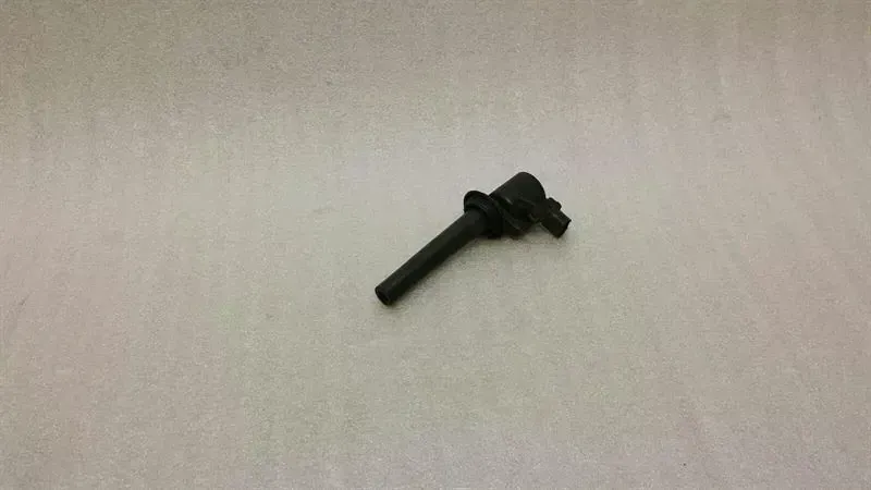 Aston Martin Vantage V8 Ignition Coil 6G33-12A366-CA Ignition Coil Brand/Model: ASTON MARTIN VANTAGE
Year: 2010
En...