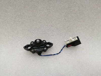 Aston Martin Vantage V8 Baklucka Switch 6G33-32A50-AA Switch Baklucka