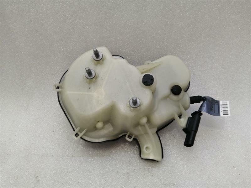 Porsche Panamera Porsche Panamera 970 Rear Right Soft Close Engine 970681277000 Rear Right