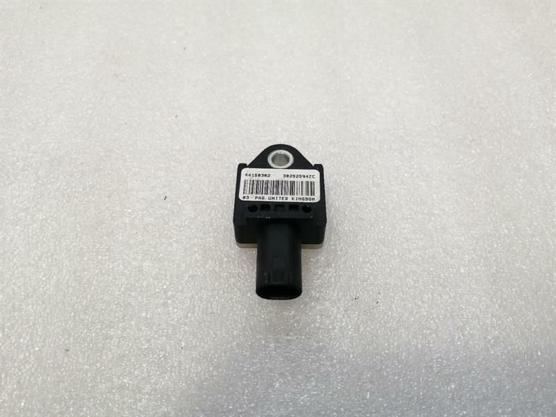 Porsche Panamera 970 crash sensor 97061822300 impact sensor SRS.