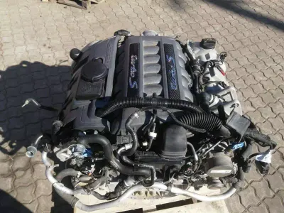 39000KM PORSCHE PANAMERA TURBO S MK2 LIFT 2015 970 ENGINE CWC ENGINE CWCA