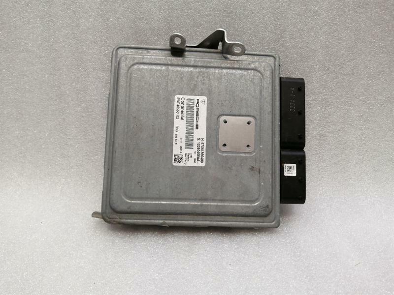 Porsche Panamera Porsche Panamera 970 Engine ECU 97061860400 Engine Control Unit CWBA CWB 4.8 TURBO