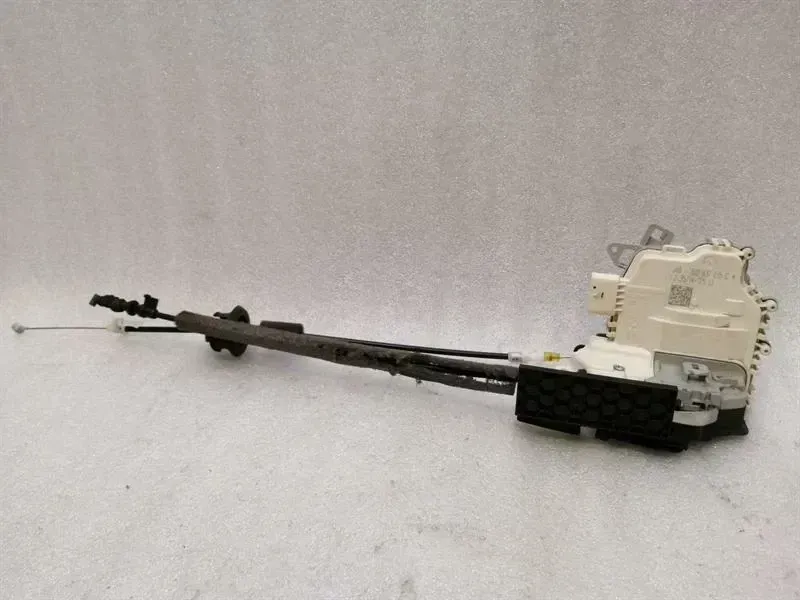 Porsche Panamera Porsche Panamera 970 front left door lock 8J2837015C door lock front Li RHD