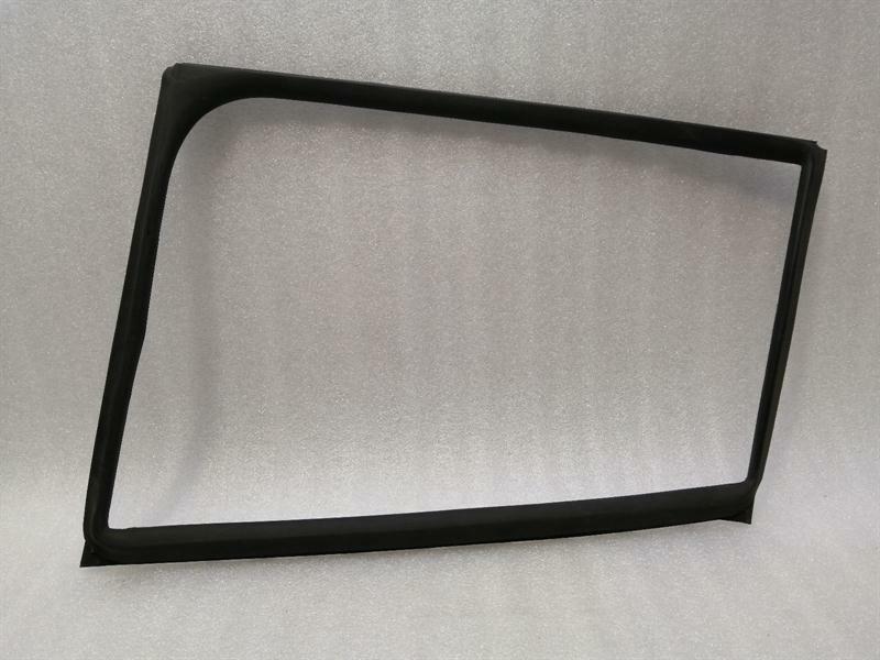 Porsche Panamera Porsche Panamera 970 RLH glass seal 97053629500 seal window guide Hi Li