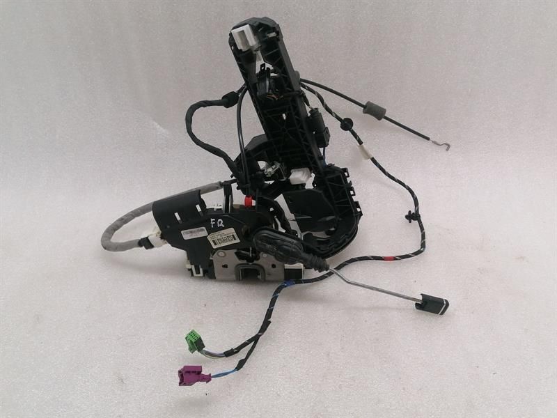 Mercedes SL R231 Right Door Lock A2047203635 RIGHT HANDLE RHD