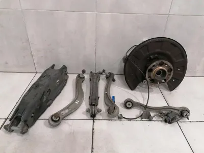 Комплект ступицы заднего левого колеса Mercedes SL R231 A2313501308, комплект подшипника ступицы заднего левого колеса