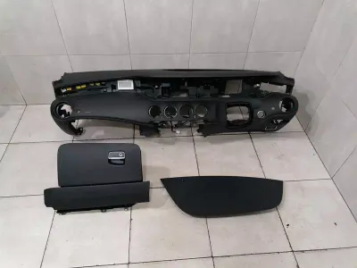 MERCEDES CL W217 DESKA ROZDZIELCZA A2176800887 SKÓRA Deska rozdzielcza RHD Kierownica po prawej stronie