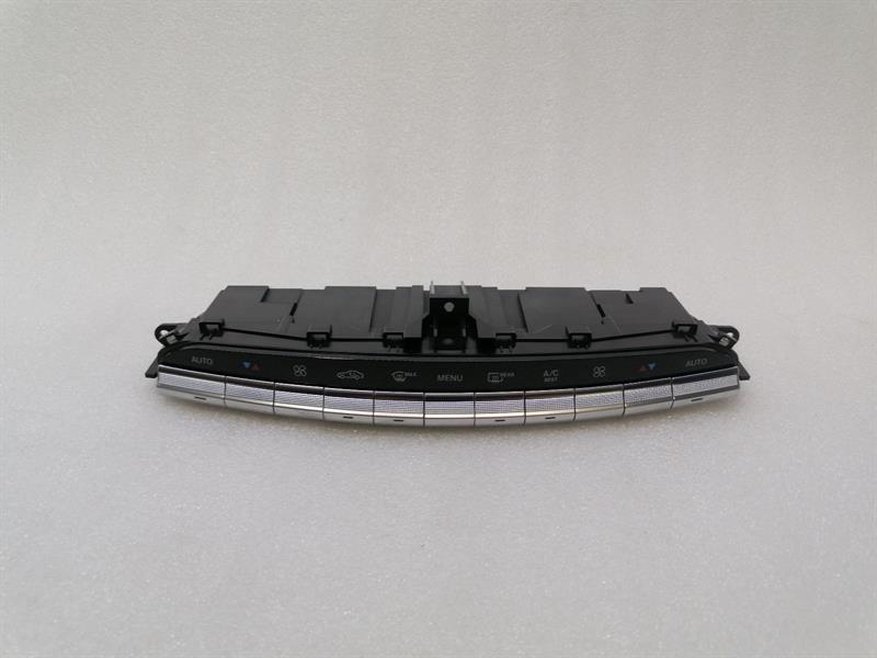 Mercedes-Benz A (W176) Auto Climate Control Mercedes CL W217 Auto Climate Control A22290636...
