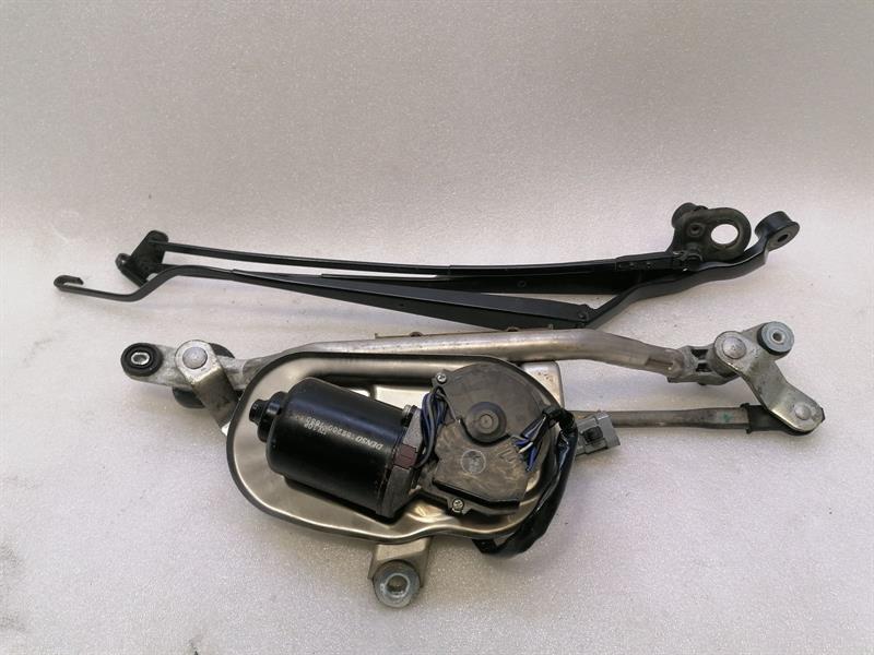 Maserati GranTurismo / GranCabrio Maserati Granturismo M145 Front Wiper Linkage 80257600 RHD RIGHT HAND DRIVE